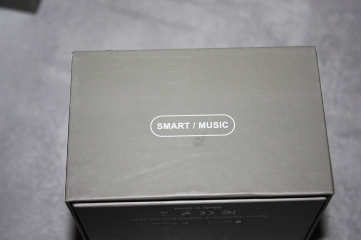 Fitnessklocka med 3 olika armband Wear It, Stay Fit Smartwatch