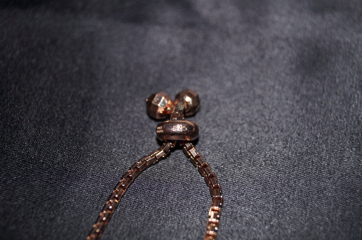 Aurora Rosé – Justerbart Armband i 925 Silver med Roséguldplätering och Klara Stenar – 10g