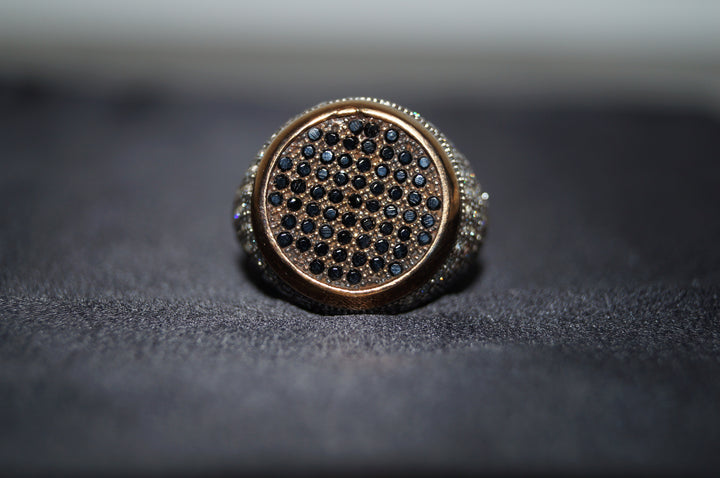 Lyxig Silverring "Noir Crown" – 13,38g med Svarta och Vita Stenar - Storlek 11