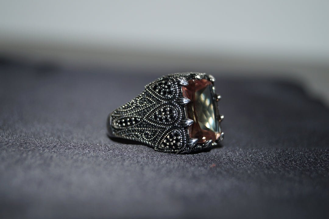 Mystique Glow – 925 Silverring med Färgskiftande Kristall, Storlek 11 & 12