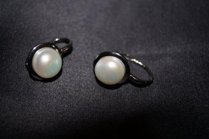 "Pearl Elegance" Äkta Silver 925 Örhängen med Sötvattenspärlor