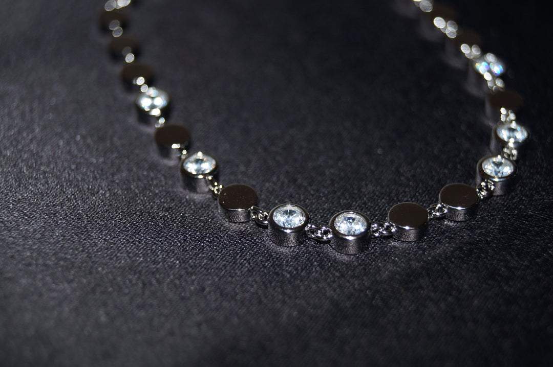 "Celeste" Halsband i Äkta Silver 925 med Klara Stenar