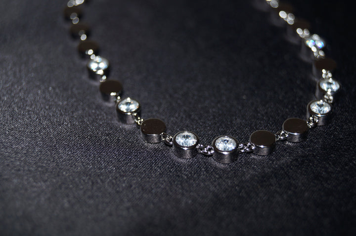 "Celeste" Halsband i Äkta Silver 925 med Klara Stenar