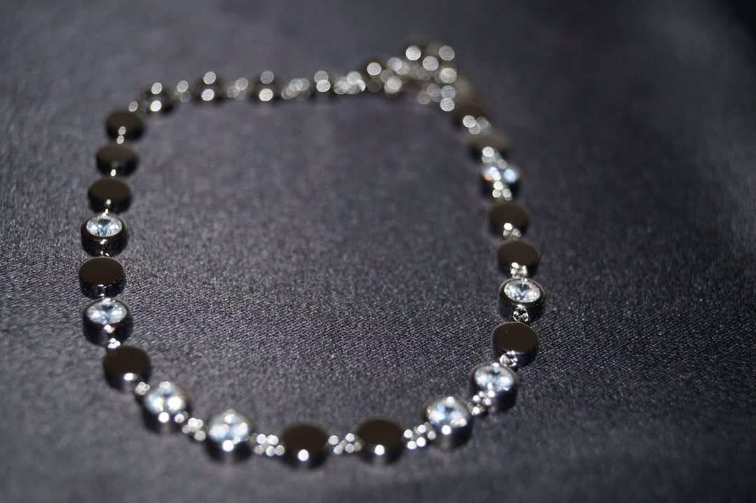 "Celeste" Halsband i Äkta Silver 925 med Klara Stenar