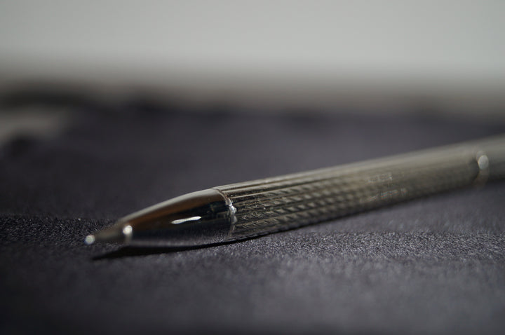 "Sterling Elegance" – Exklusiv Kulspetspenna i 925 Sterling Silver