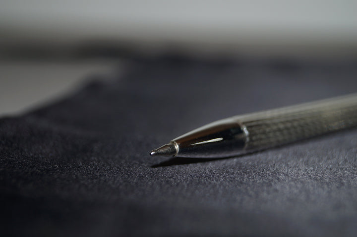 "Sterling Elegance" – Exklusiv Kulspetspenna i 925 Sterling Silver