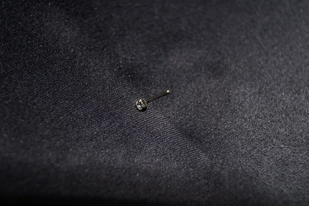 Crystal Clarity Nose Stud - Elegant Silver Nässtud med Fyrkantig Klar Zirkon – Minimalistisk & Tidlös