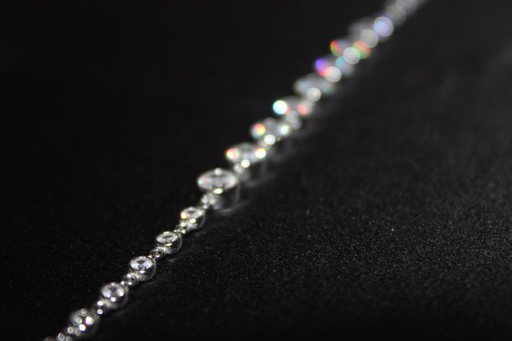 Crystal Line Elegant Armband i Äkta Silver med Naturliga Stenar – 5,4 g