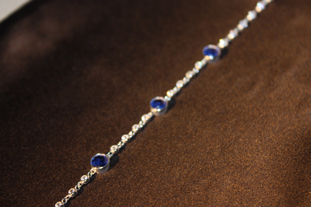 Blue Grace Elegant Armband i Äkta Silver med Blå Naturliga Stenar