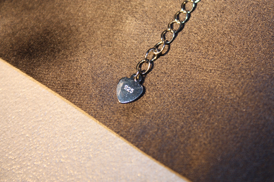 Aurora – Elegant Silverarmband med Rektangulära Glittrande Stenar – 8,18g