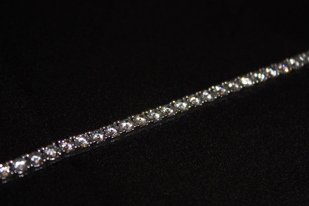 Stella Duo – Lyxigt Halsband & Armband i Silver med Glittrande Stenar