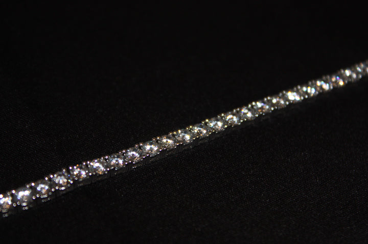 Stella Duo – Lyxigt Halsband & Armband i Silver med Glittrande Stenar