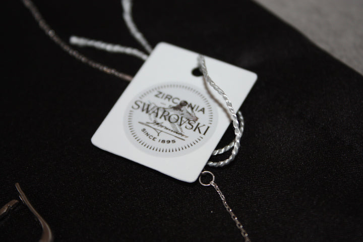 Aurora Elegance – Smyckeset i Sterling Silver med Swarovski Zirconia