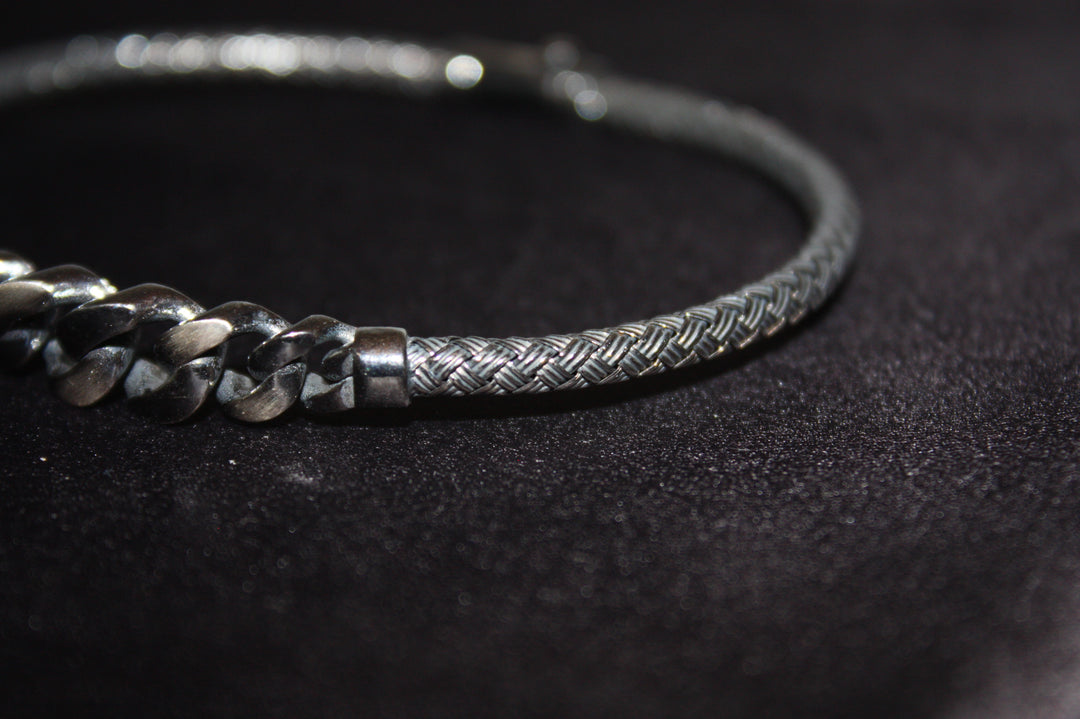 Silver Edge – Flätat Armband i Oxiderat 925 Silver - Vikt: 10,50g