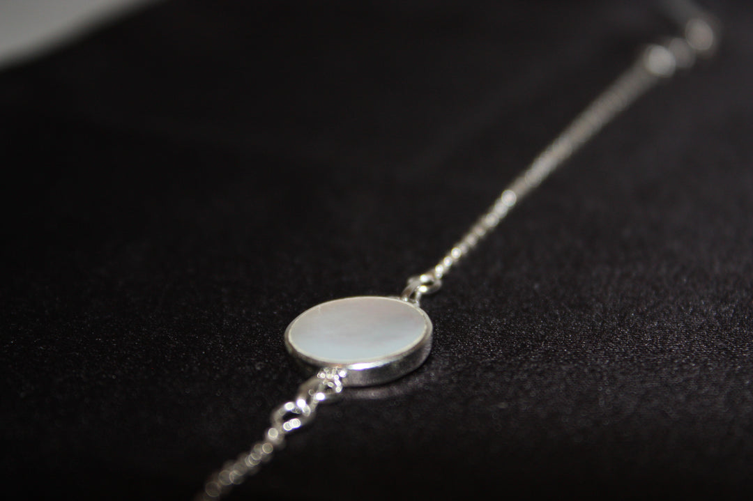 Luna Marea – Armband i 925 Silver med Pärlemor & Livets Träd