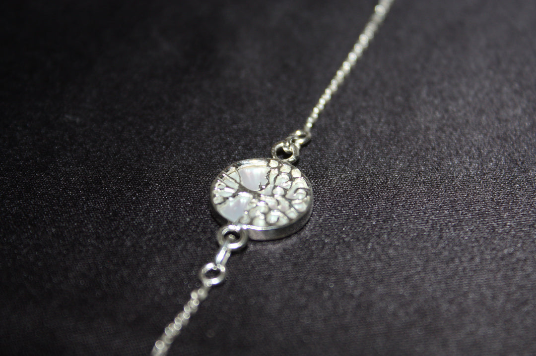 Luna Marea – Armband i 925 Silver med Pärlemor & Livets Träd
