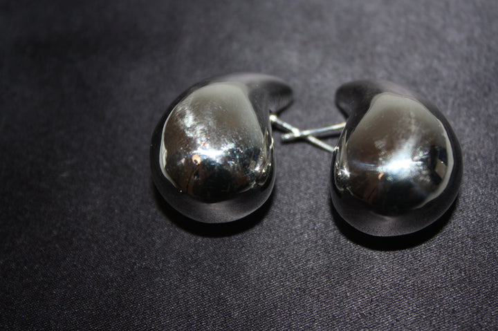 Skulpturala Silverdroppar – Statementörhängen i Sterling Silver