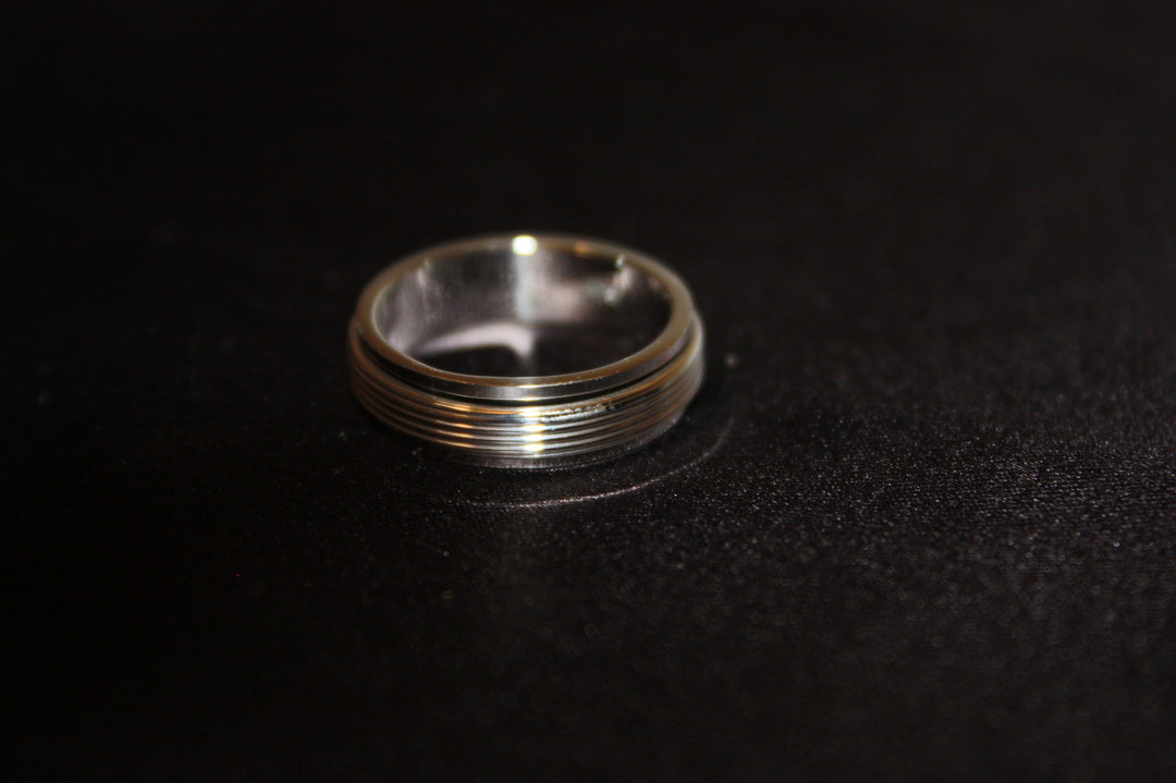 Streamline - Tidlös Silverring med Raka Linjer – 925 Sterling Silver