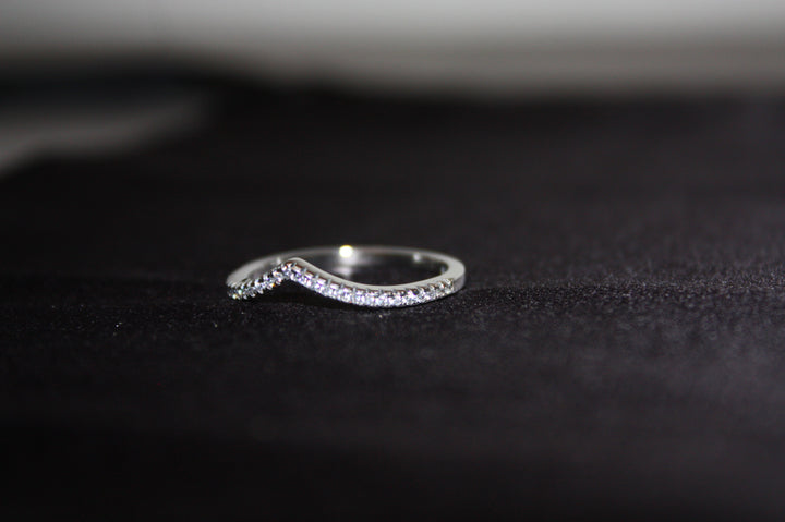 V-Shine 925 Silverring med Simulerade Diamanter