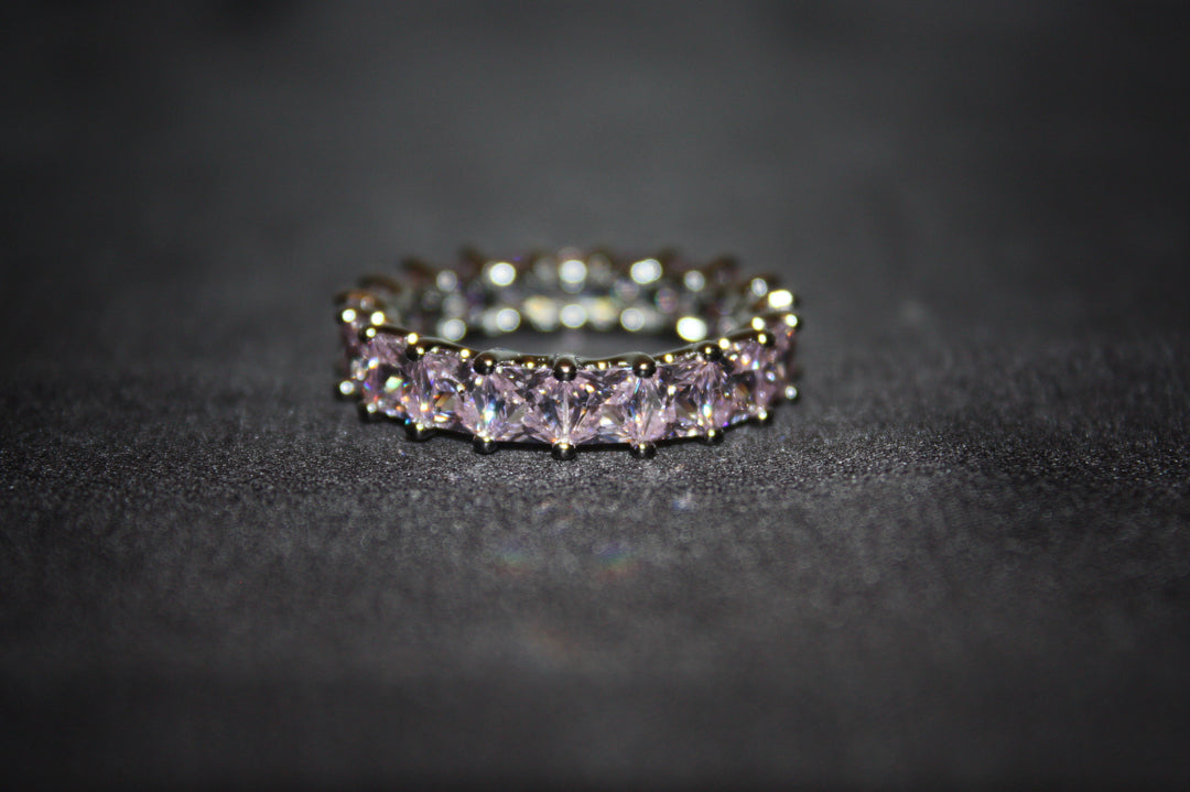 Eternity Ring Aurora – Silverring med ljusrosa stenar (5.84g)