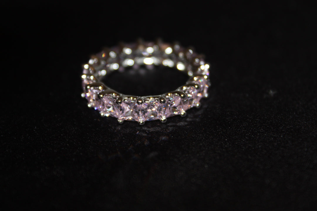 Eternity Ring Aurora – Silverring med ljusrosa stenar (5.84g)